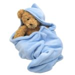 COPERTINA in pile con cappuccio triangolo - azzurro - Lyda Turck